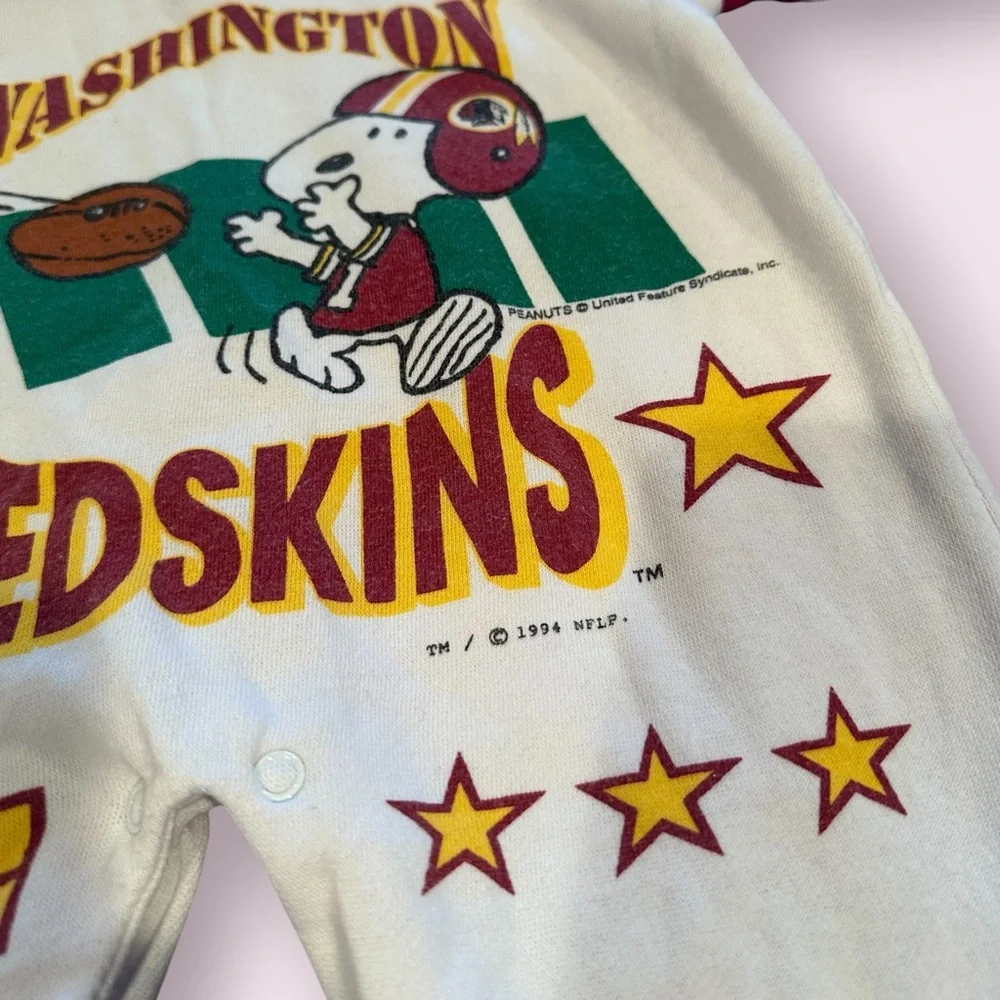 Vintage 1994 NFL Peanuts Snoopy Washington Redskins One Piece Sz 6-9 Months - Picture 4 of 11
